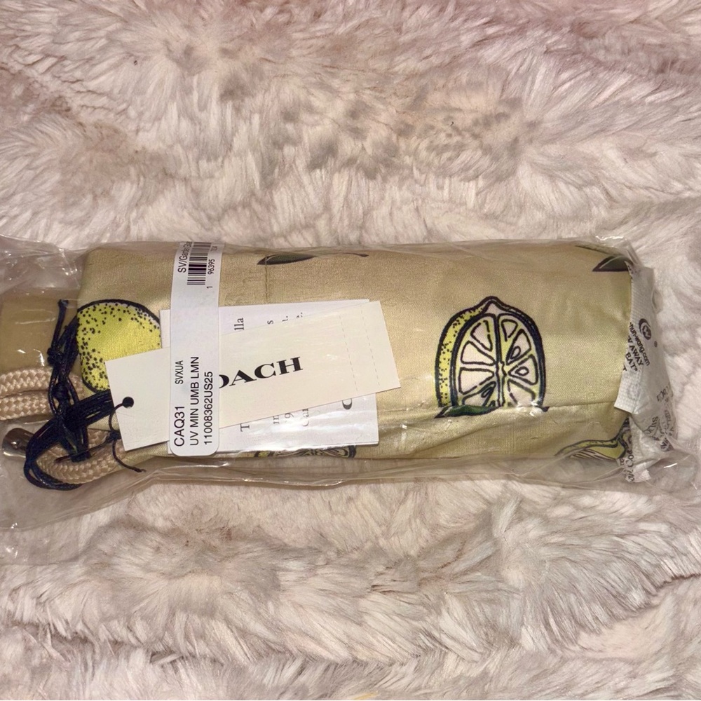 NEW Coach Lemon Print Garden Glade Yellow Multi UV Protection Mini Umbrella - Picture 8 of 13